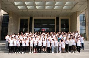 腳踏實(shí)地、行穩(wěn)致遠(yuǎn)——集團(tuán)公司舉辦慶祝公司成立70周年健走活動(dòng)